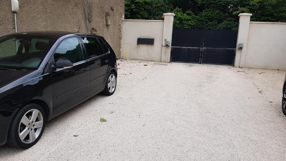 Cottage Nuiton Nuits-Saint-Georges Exterior foto